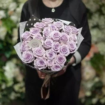 25 сиреневых роз Ocean Song 50 см