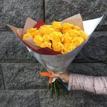 25 желтых роз Sonrisa 50 см