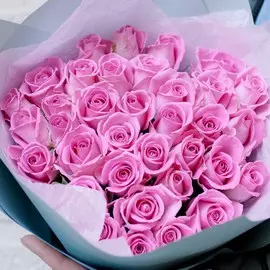 35 розовых роз Standart