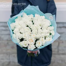 51 белая роза Валентина 40 см