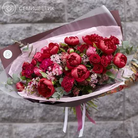 Бордовый букет с пионами "L"