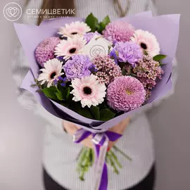 Букет из диантусов, хризантем и гербер