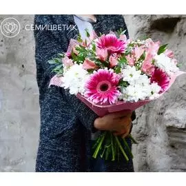 Букет из гербер, альстромерии и хризантемы кустовой