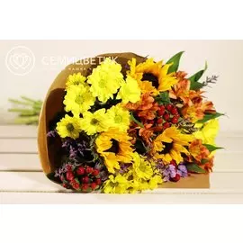 Букет из подсолнуха, хризантемы и альстромерии