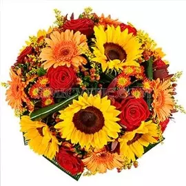 Букет из подсолнуха, розы, гербер и хризантемы сантини