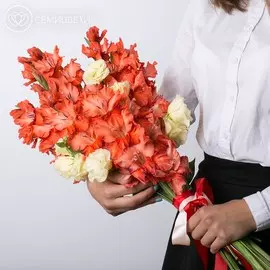 Гладиолус и лизиантус