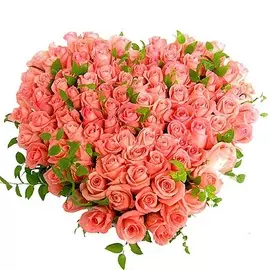 Композиция сердце из 101 Кенийской розы 40 см