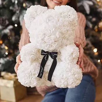 Мишка из роз белый с бантиком 40 см