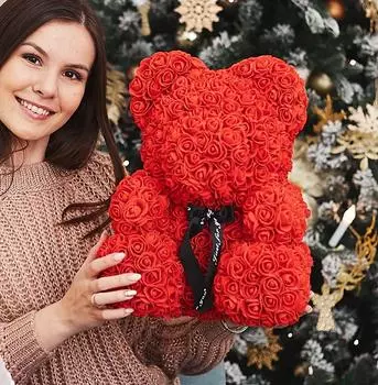 Мишка из роз красный с бантиком 40 см