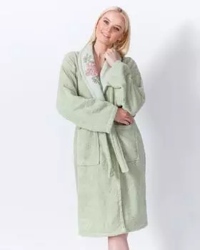 Махровый халат с вышивкой «Магнолии» Minteks
