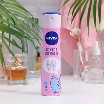 Антиперспирант-спрей Nivea LOVE Be Trendy Нежная Свежесть