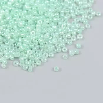 Бисер стекло 12/0 "Бледно-зелёный" перламутр 450 гр