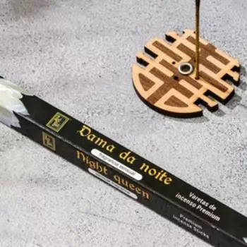 Благовония Zed Black "Королева ночи Night Queen ", 8 палочек в упак, четырехгранник