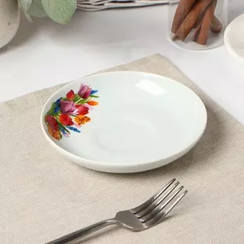 Блюдце фарфоровое «Майский букет», d=15 см