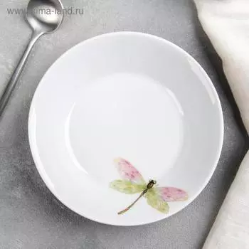 Блюдце фарфоровое «Стрекоза», d=14 см, цвет белый