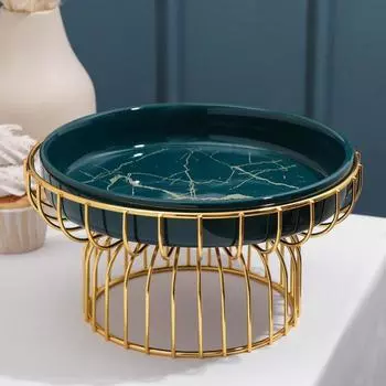 Подставка для десертов керамическая на металлической подставке «Изумруд. Gold», d=23 см, цвет зелёный