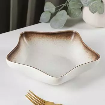 Блюдо сервировочное «Циркон. Звезда», 20×5 см, цвет бежевый