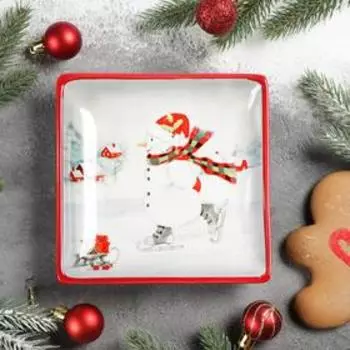 Блюдо сервировочное Доляна «Снеговик со зверятами», 15×15 см