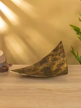 Блюдо треугольное 42х24х11 см, алюминий