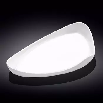 Блюдо треугольное Wilmax England, 41 см