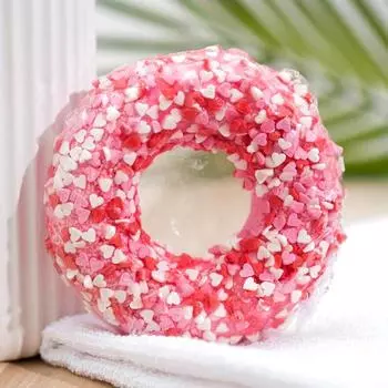 Бомбочка для ванн «Пончик» фуксия с посыпкой, 90 г