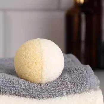 Бомбочка для ванны с афродизиаками "Кокос и мускатный орех", 80 г