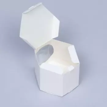 Бонбоньерка, белая, 87.56 см