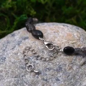 Браслет на струне галтовка обработанная "Агат волосатик" чёрный, с удлинителем, размер 17-18