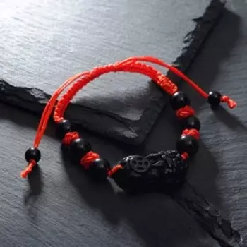 Браслет-оберег "Красная нить" Пи Яо, цвет чёрный