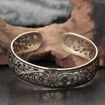 Браслет резной "Хмель", средний, латунь