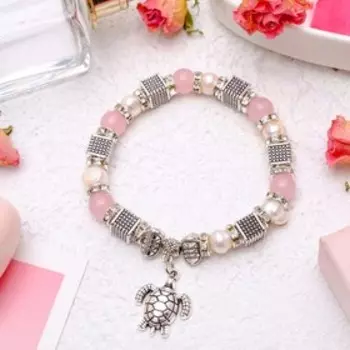 Браслет с подвеской "Жемчуг" с розовым кварцем