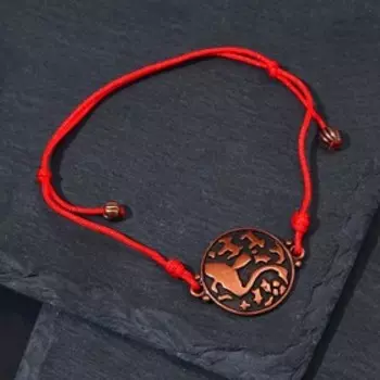 Браслет-шнурок на красной нити "Онежские петроглифы" новый жизненный цикл (медь), D=19мм