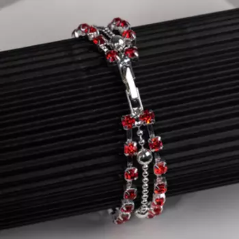 Браслет со стразами "Сияй" верёвочка, цвет красный в серебре, 18см