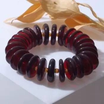 Браслет "Янтарь" осколки через бисер, d=5см, цвет коньячный