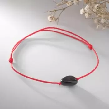 Браслет желаний "Обсидиан" на красной нити, длина регулируется