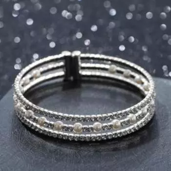 Браслет жемчуг "Пружинка" средний ряд, цвет белый в серебре