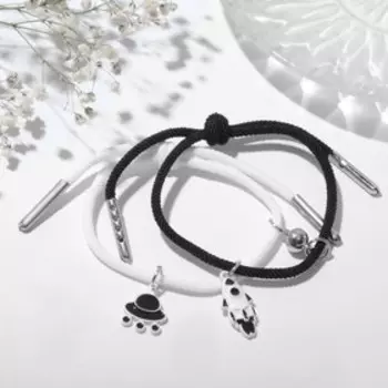 Браслеты парные «Неразлучники» на магните, ракета и летающая тарелка, чёрно-белые, d=8 см