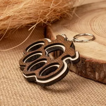 Брелок "Кастет", дерево