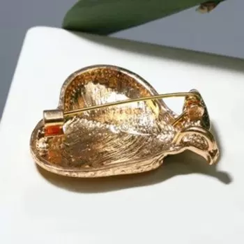 Брошь "Авокадо" полезный, цвет бежево-зелёный в золоте