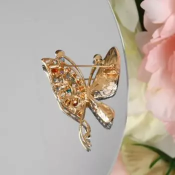 Брошь "Бабочка", цветная в золоте