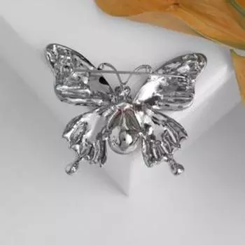 Брошь "Бабочка" яркая, цветная в серебре