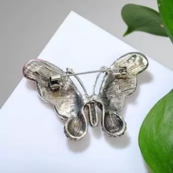 Брошь "Бабочка" роскошная, цвет бело-розовый в чернёном серебре