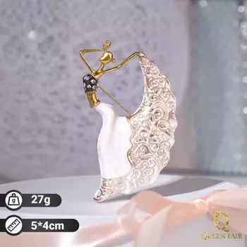 Брошь «Балерина» драма, серая в чернёном золоте