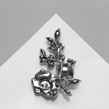 Брошь «Цветок» на веточке, цвет серо-радужный в серебре