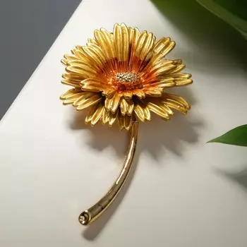 Брошь "Цветок" пушистый, цвет золотой