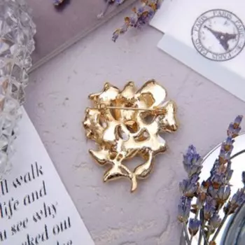 Брошь "Цветок" розочка, цвет белый в золоте