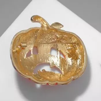 Брошь «Тыква» грустная, цвет чёрно-оранжевый в золоте