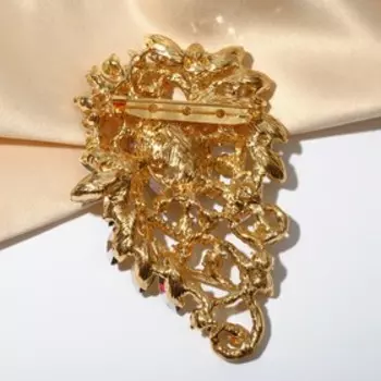 Брошь «Императрица» лавра, цвет шампанского в золоте