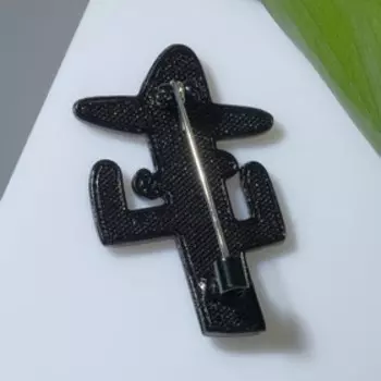 Брошь "Кактус" с усами и в шляпе, цвет жёлто-зелёный в чёрном металле