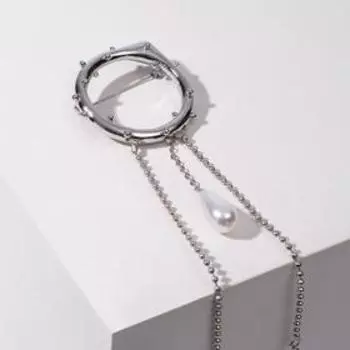 Брошь "Колечко с подвесками", цвет белый в серебре